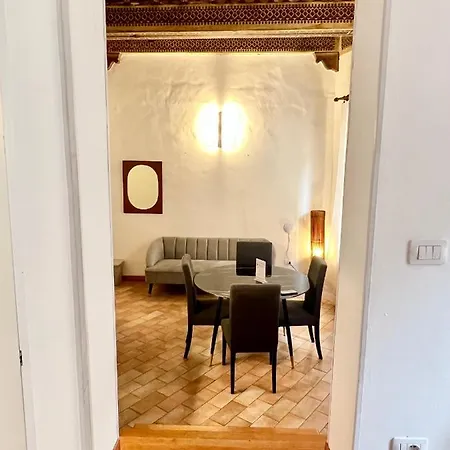 Gh帕拉迪索公寓式酒店 4* 锡耶纳