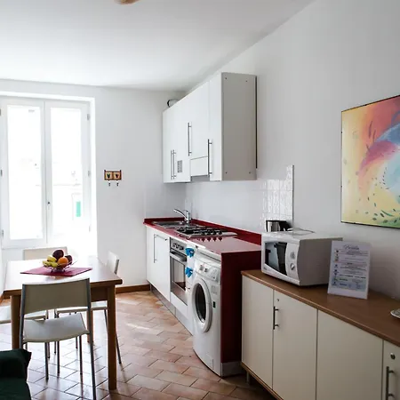 Gh帕拉迪索公寓式酒店